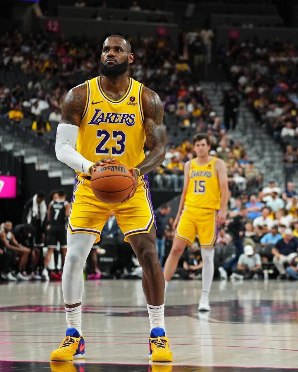 LeBron James Adorns Manila-Inspired Footwear in Preseason Debut for the Lakers.