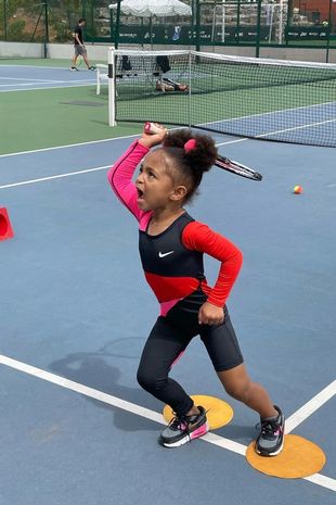 Serena Williams puts mini-me daughter Olympia in adorable replica of her  tennis outfit - Mirror Online