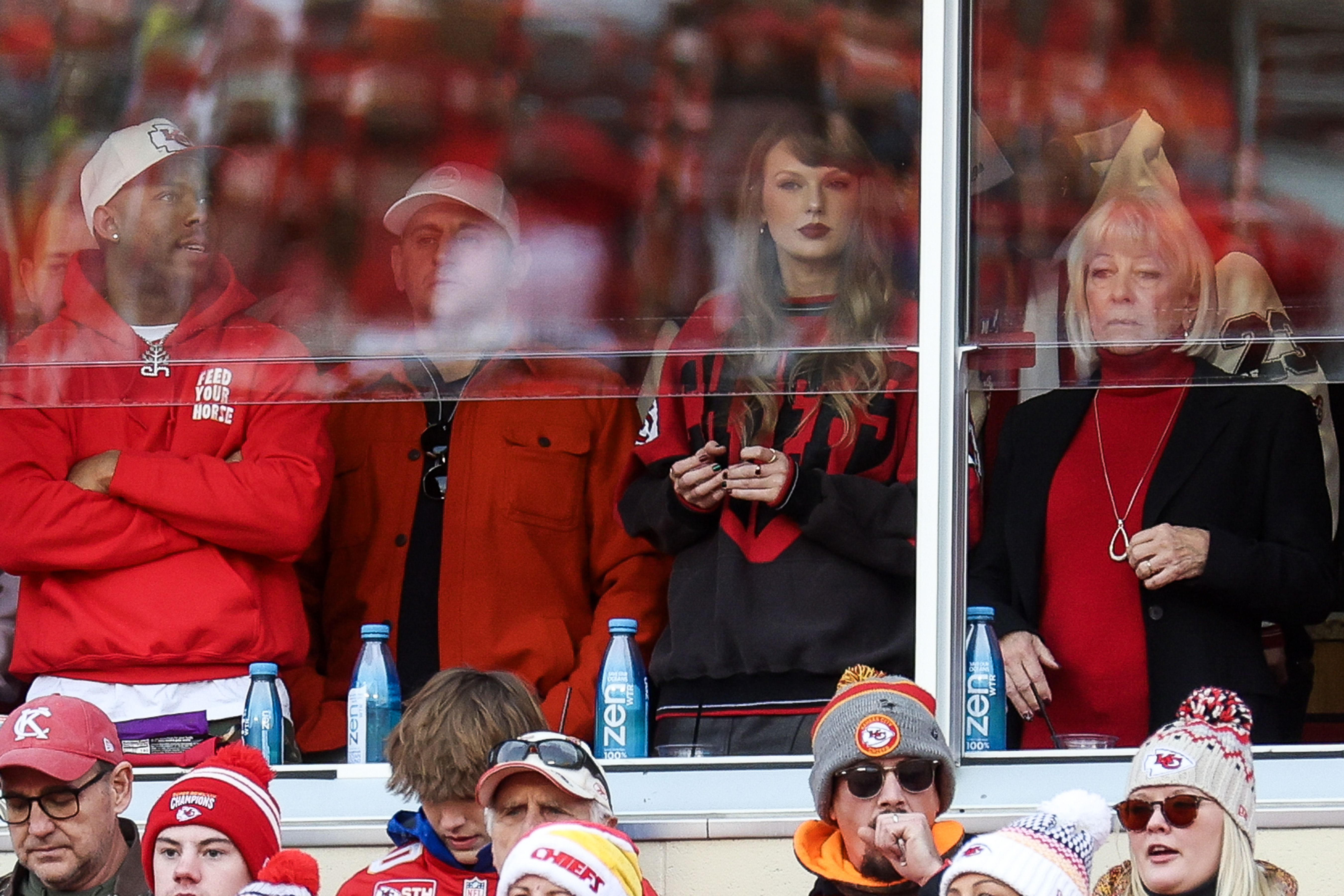 Taylor swift chiefs game.