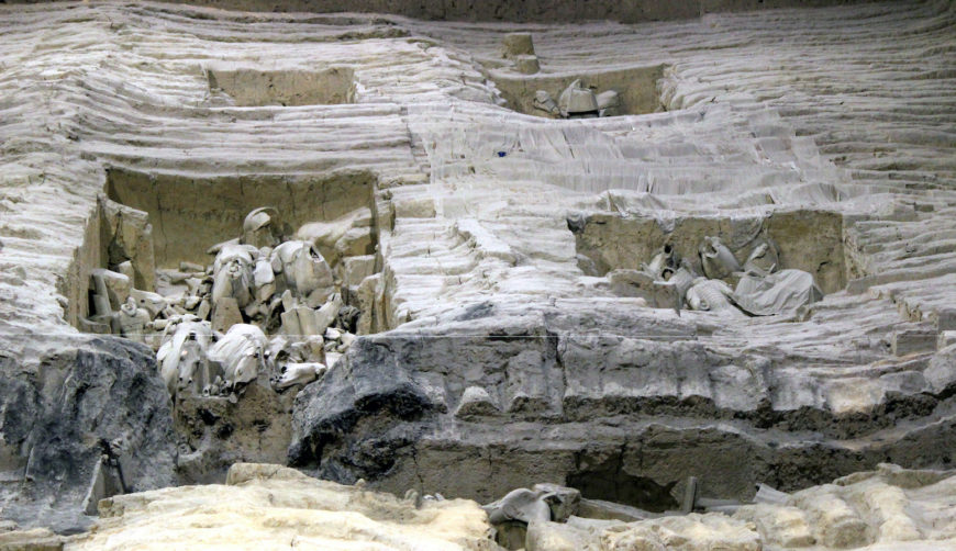 Overhead view of Pit 2 of the Tomb complex of the First Emperor (photo: Aaron Zhu, CC BY-SA 3.0)