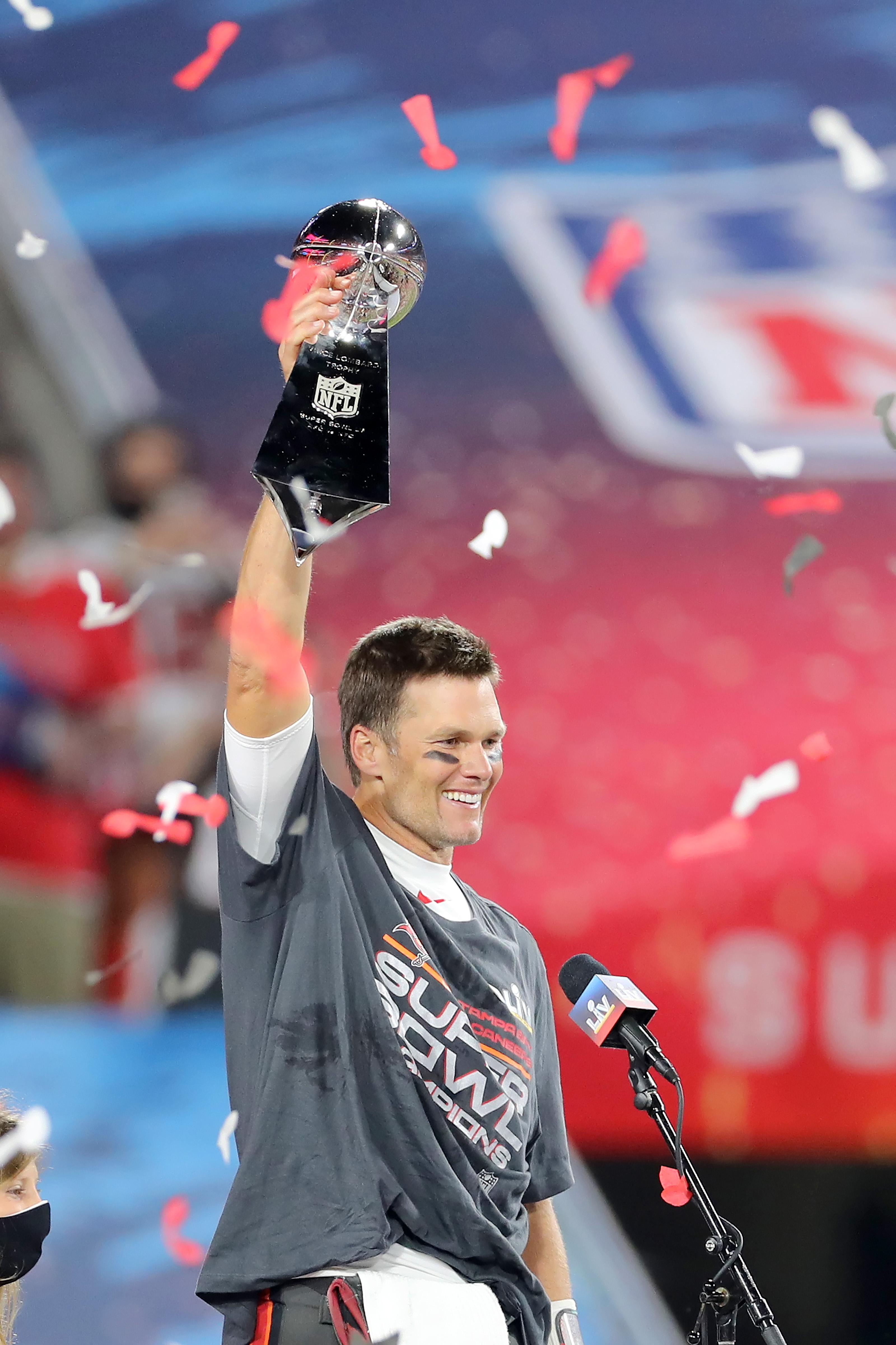 NFL legend Toм Brady won seʋen Super Bowls in his career